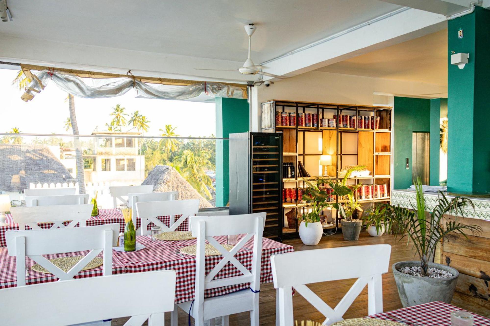 Hotel Pili Pili Sunrise Beach Jambiani  Exterior foto